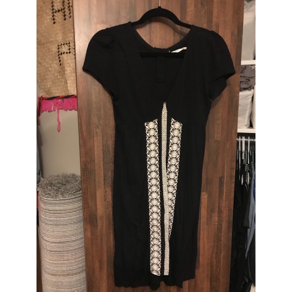 Black vneck dress